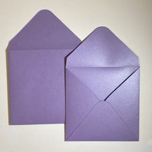 Load image into Gallery viewer, Amethyst V Flap Envelope   160
