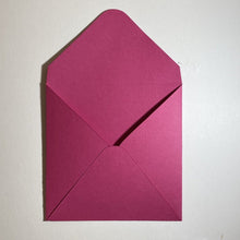 Load image into Gallery viewer, Bougainville V Flap Envelope   160
