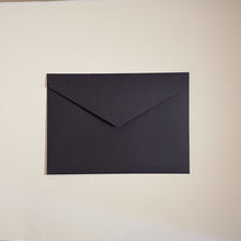 Load image into Gallery viewer, Aubergine 190 x 135 Envelope
