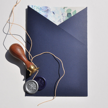 Load image into Gallery viewer,  Sleeve with cross over   C5