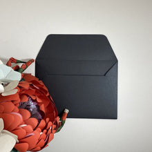 Load image into Gallery viewer, Onyx C6 Envelope