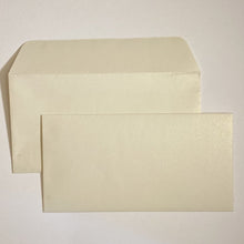 Load image into Gallery viewer, Merida Cream DL Wallet Envelope
