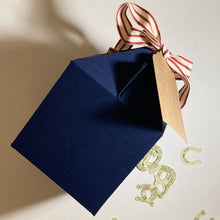 Load image into Gallery viewer, Cookie Box - Large