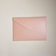 Load image into Gallery viewer, Rose Quartz 190 x 135 Envelope
